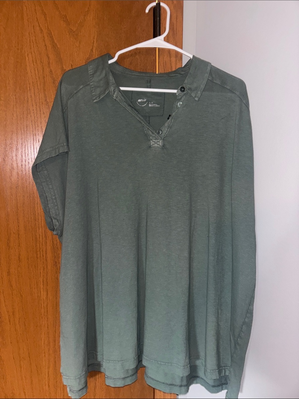 aerie top new w/o tags olive green